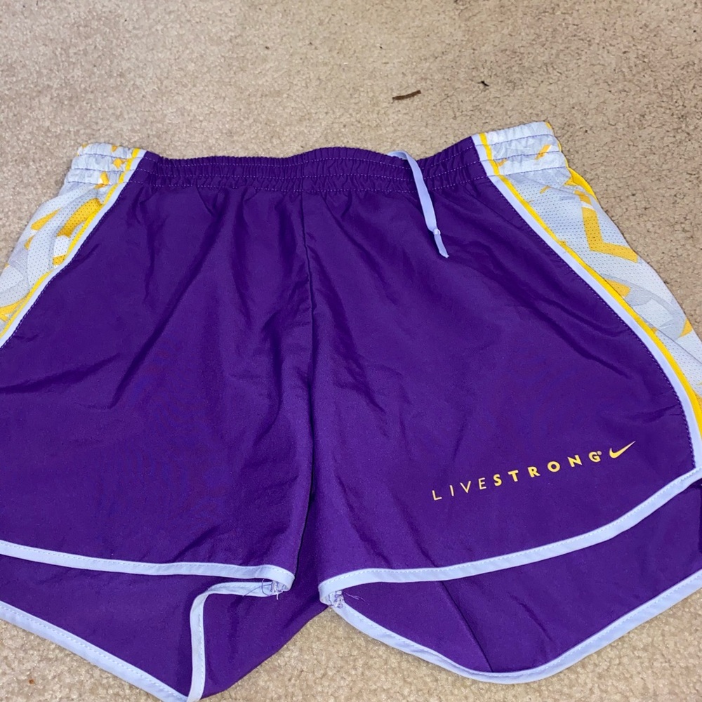 Nike livestrong dri-fit women’s athlete shorts